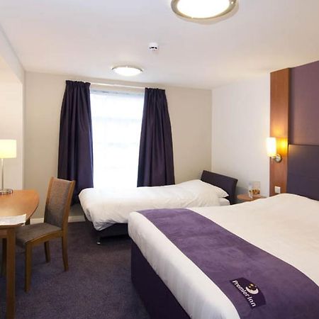 Premier Inn 基德明斯特 外观 照片
