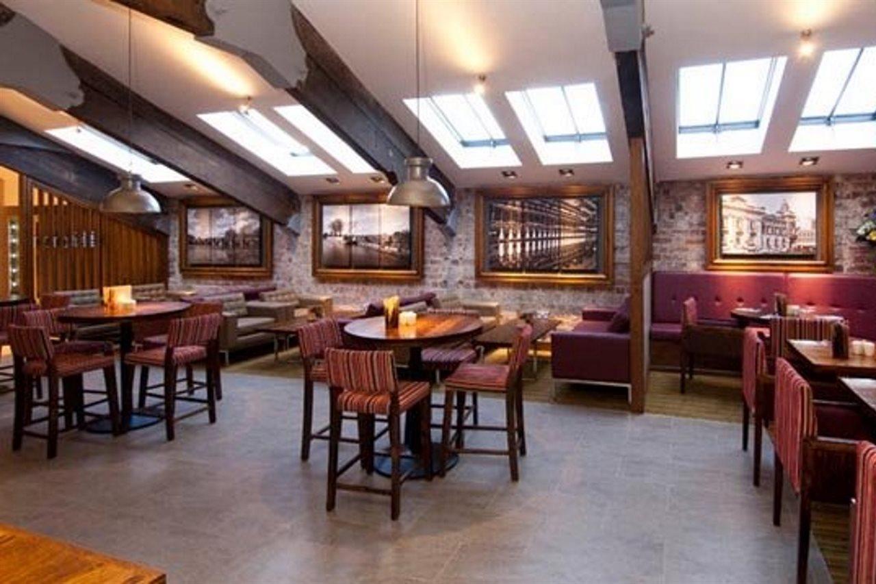 Premier Inn 基德明斯特 外观 照片
