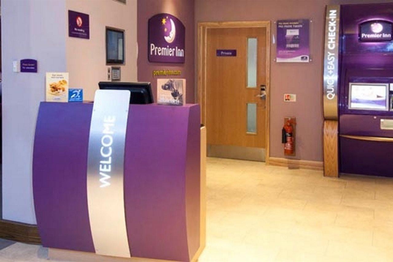 Premier Inn 基德明斯特 外观 照片