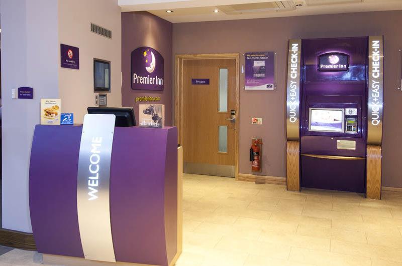 Premier Inn 基德明斯特 外观 照片