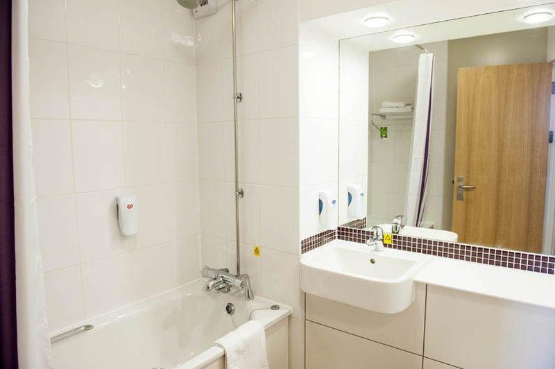 Premier Inn 基德明斯特 外观 照片